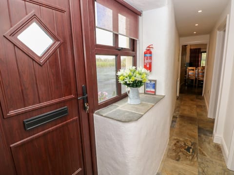 Potters Barn House in Wales