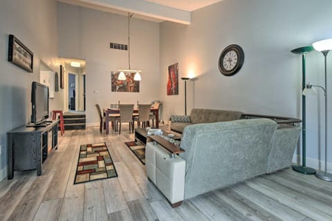 Near Mt Airy Casino Mount Pocono Condo with Balcony Apartment in Mount Pocono