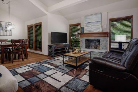 Apollo Heights House in West Linn