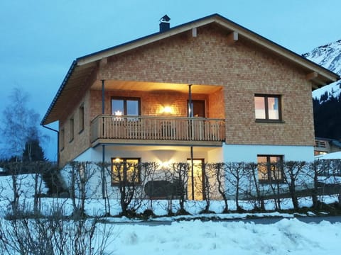 Property building, Winter