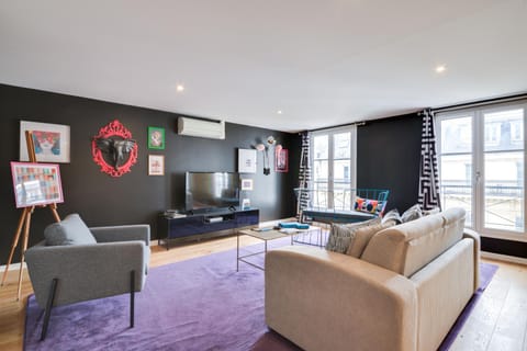 TV and multimedia, Living room