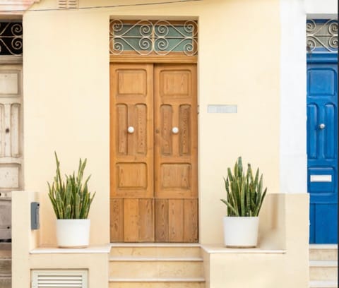 Facade/entrance, Property logo or sign