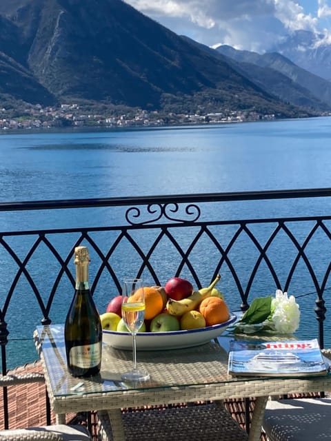 Lux Apartment, Astonishing View, 20m From Beach Apartment in Dobrota