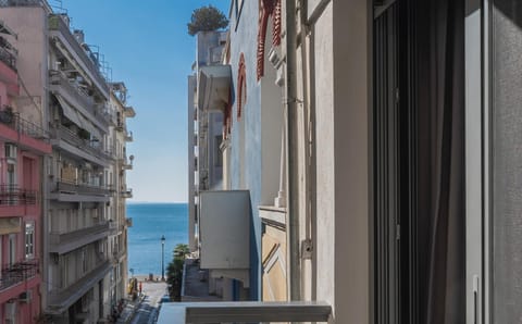 Galleries Elegant Suites Apartment in Thessaloniki