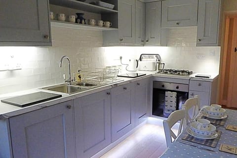 Falstaff House, listed building, a delightful late-Georgian holiday cottage in a great location in central Alnwick House in Alnwick