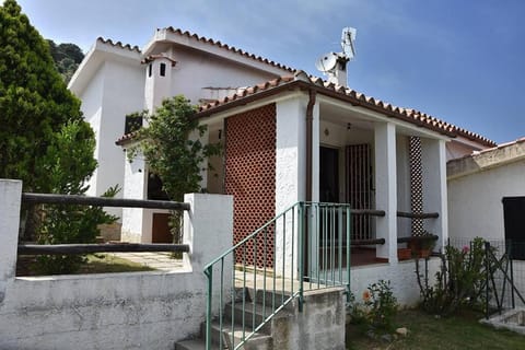 Property building, Day, Garden view