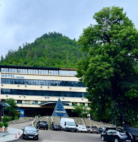 Property building, Parking