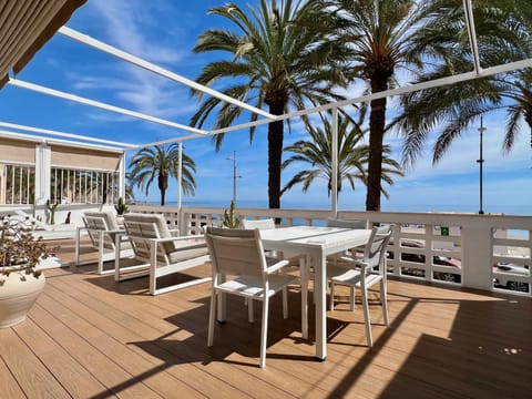 Patio, Balcony/Terrace, Dining area, sunbed