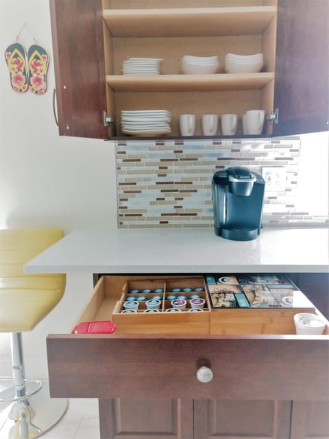 Coffee/tea facilities