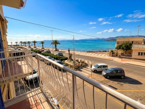 Property building, Sea view, Street view, Street view, Quiet street view