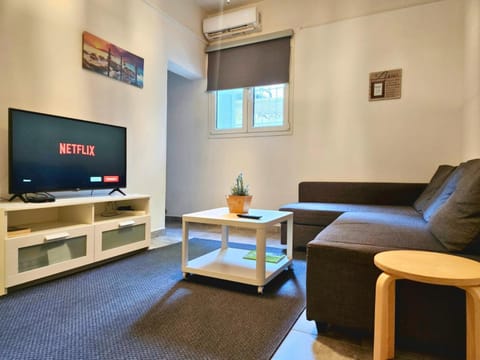 TV and multimedia, Living room, air conditioner