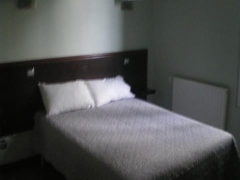 Hôtel Le Bellevue - Paris Porte d'Orléans Hotel in Île-de-France