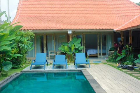 Peaceful Haven 6BR Private Pool Villa in Canggu House in North Kuta