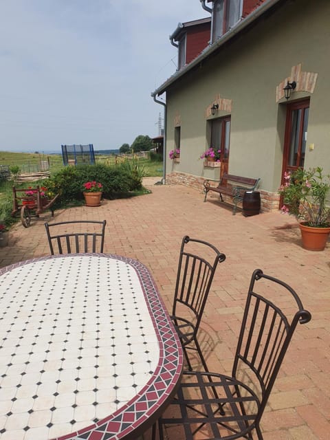 Property building, Balcony/Terrace