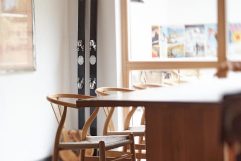 Communal lounge/ TV room, Living room, Decorative detail