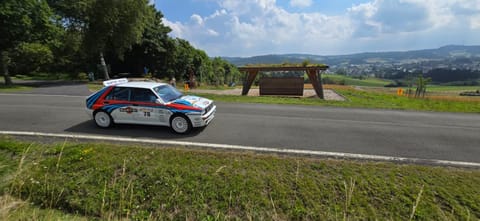Neighbourhood, Natural landscape, Mountain view