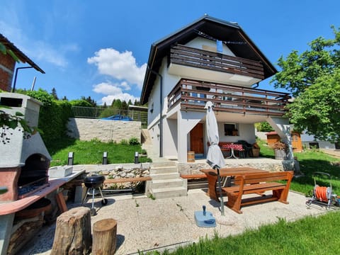 Property building, Patio, BBQ facilities