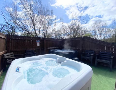 Natural landscape, Hot Tub