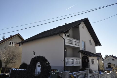 Property building, Winter