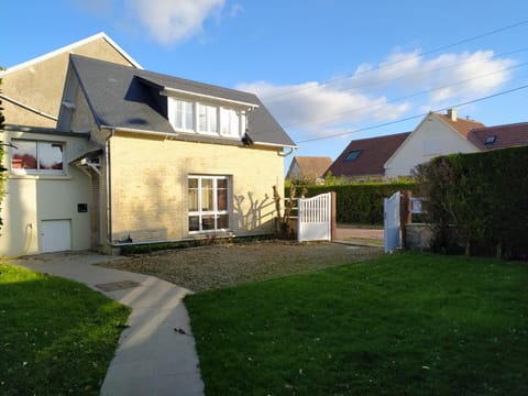 Property building, Garden view