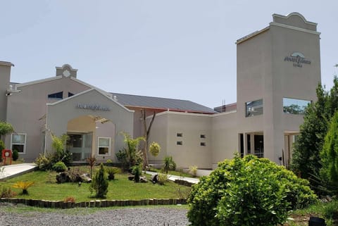 Property building, Garden, On site