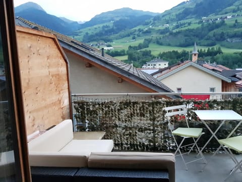 Neuwertige 3 ½ Zimmer-Wohnung in Zillis/Andeer Apartment in Canton of Grisons