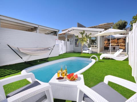 Day, Summer, Balcony/Terrace, On site, Swimming pool, Swimming pool