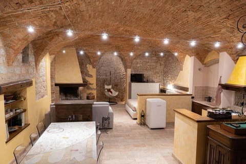 another brick in the vault Apartment in Spello