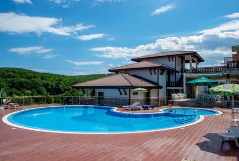Property building, Swimming pool