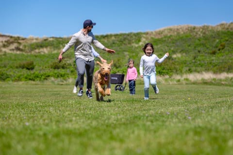 People, Natural landscape, Garden, View (from property/room), Pets, Guests, children, Family, pet friendly