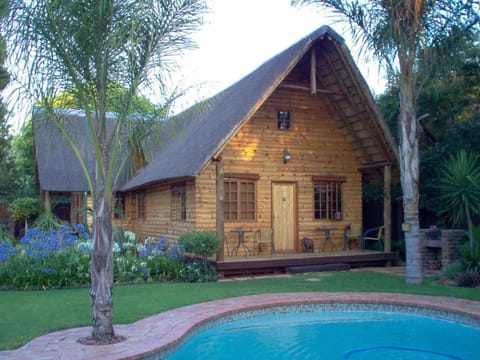 Garden, Garden view, Pool view, Family