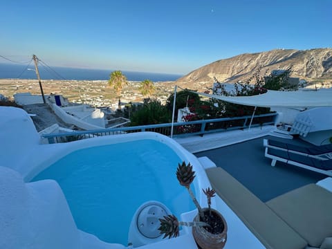 Balcony/Terrace, Swimming pool