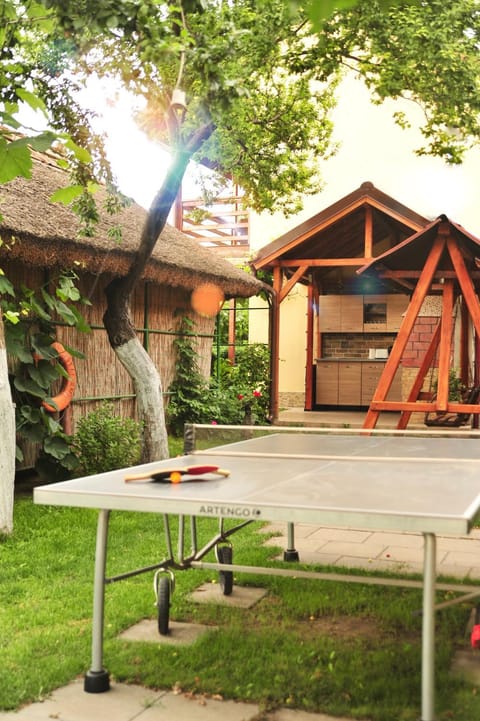 Garden, Table tennis, Swimming pool