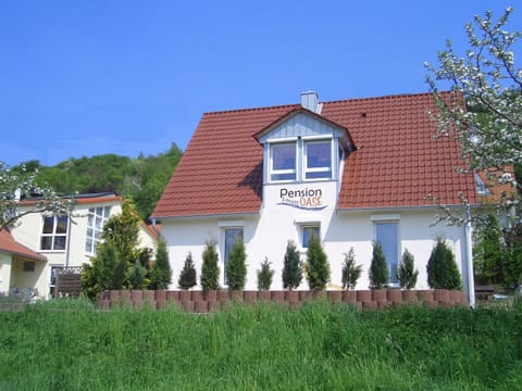 Property building, Day