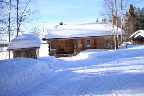 Property building, Winter