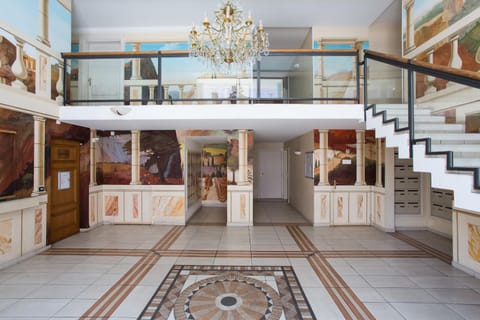 Facade/entrance, On site