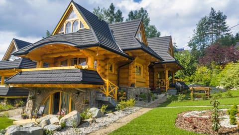 Property building, Day, Summer, Garden, Garden, View (from property/room), Balcony/Terrace, Balcony/Terrace, Other, Other, Photo of the whole room, Decorative detail, Decorative detail, Floor plan, On site, Garden view, Garden view, Inner courtyard view