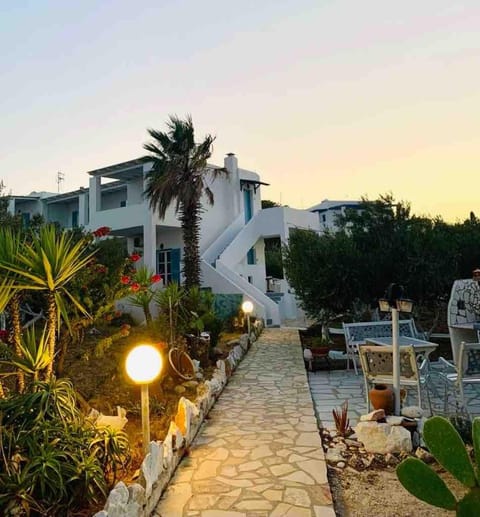 STAVROS STUDIOS Apartment hotel in Paros, Greece