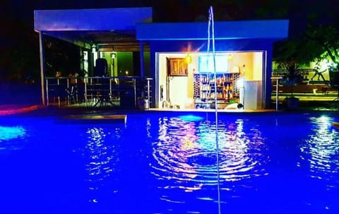 Swimming pool