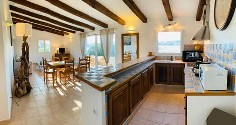 Charmante villa 2 chambres les pieds dans l'eau Bonifacio House in Bonifacio