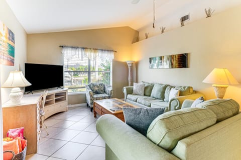 Canalfront Cape Coral Home with Private Dock! House in Cape Coral