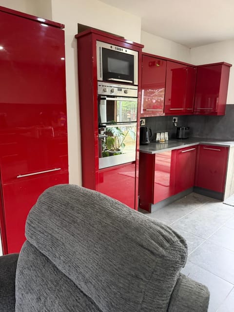 Treetops flat1 Hall Green B28 Apartment in Metropolitan Borough of Solihull