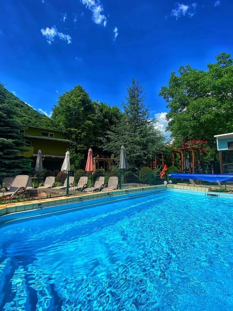 Spring, Day, Natural landscape, Mountain view, Pool view, Swimming pool, sunbed