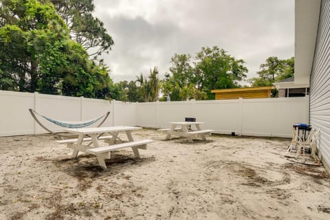 Walk to Atlantic Beach Family Gem with Fenced Yard House in Atlantic Beach