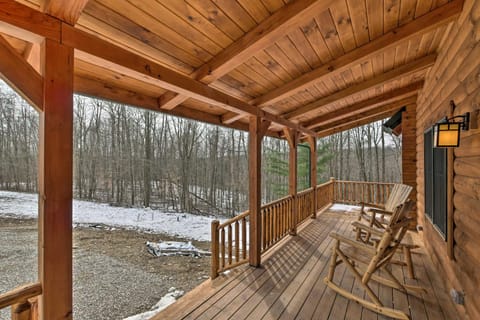 Family-Friendly Warsaw Cabin with Deck and Fireplace! Cabin in Ohio