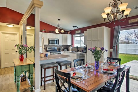 Cozy Getaway with Yard and Patio 4 Mi to Hayden Lake! House in Hayden