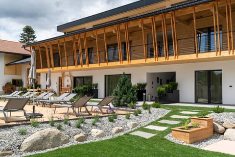 Property building, Patio, Garden