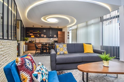 Spacious apartment - 4BR-10P - Butte-aux-Cailles Apartment in Paris