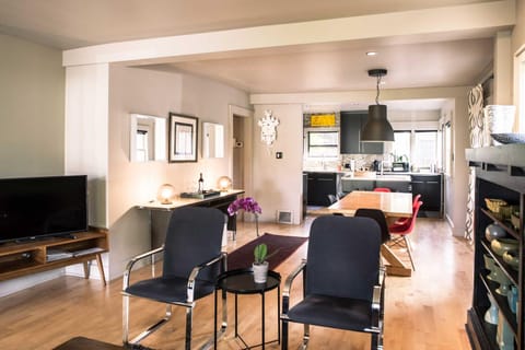 Updated Tacoma Home with Patio 3 Mi to Downtown House in Tacoma