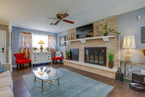 Norman Home with Yard, Walk to Park and OU Campus! House in Norman